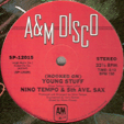 NINO TEMPO & THE 5th AVE. SAX : (HOOKED ON) YOUNG STUFF